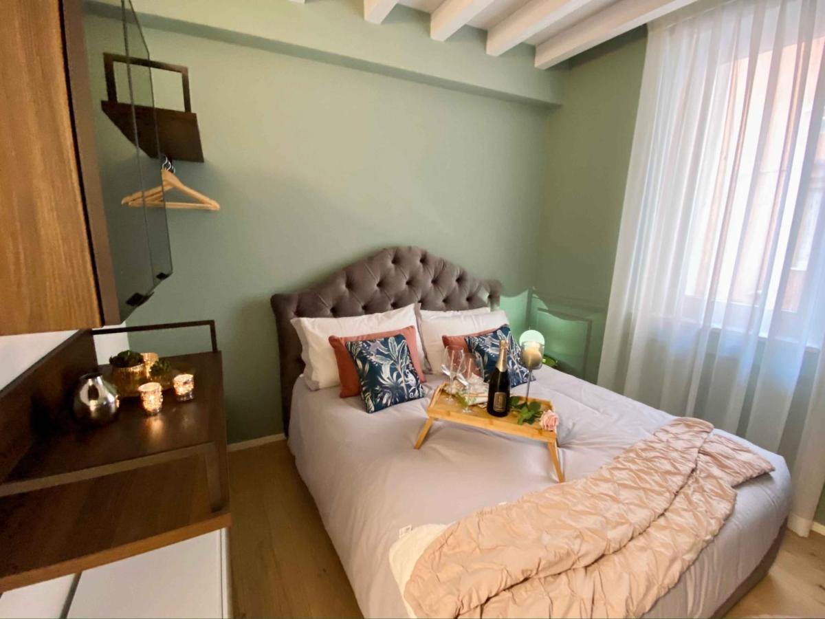 Volto Corte Farina Apartments - Luxury Lofts Верона Экстерьер фото